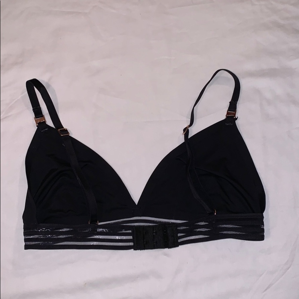 Real Bra - Picture 3 of 4